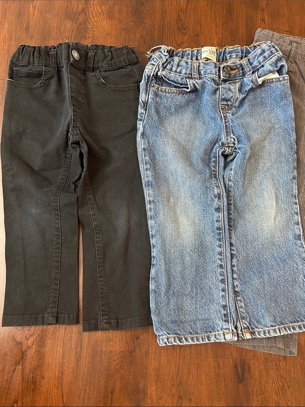 Kids Pants bundle of 3 - 3T - Picture 2 of 6